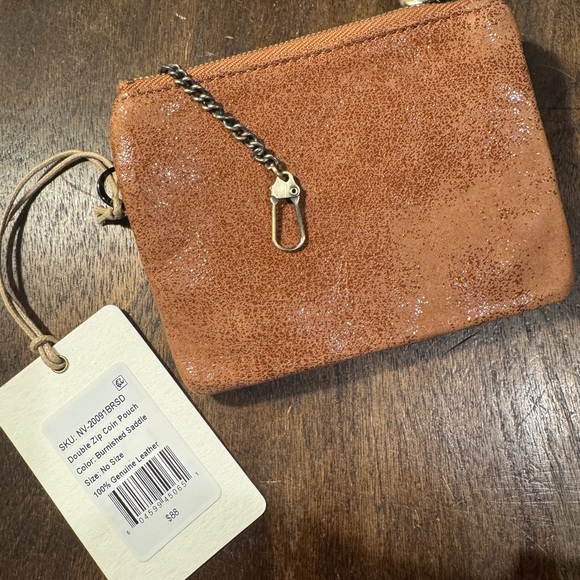 Double Zip Coin Pouch In Buffed Leather - Picture 2 of 5